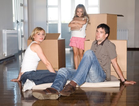 Careful packing and loading service for West Kensington customers